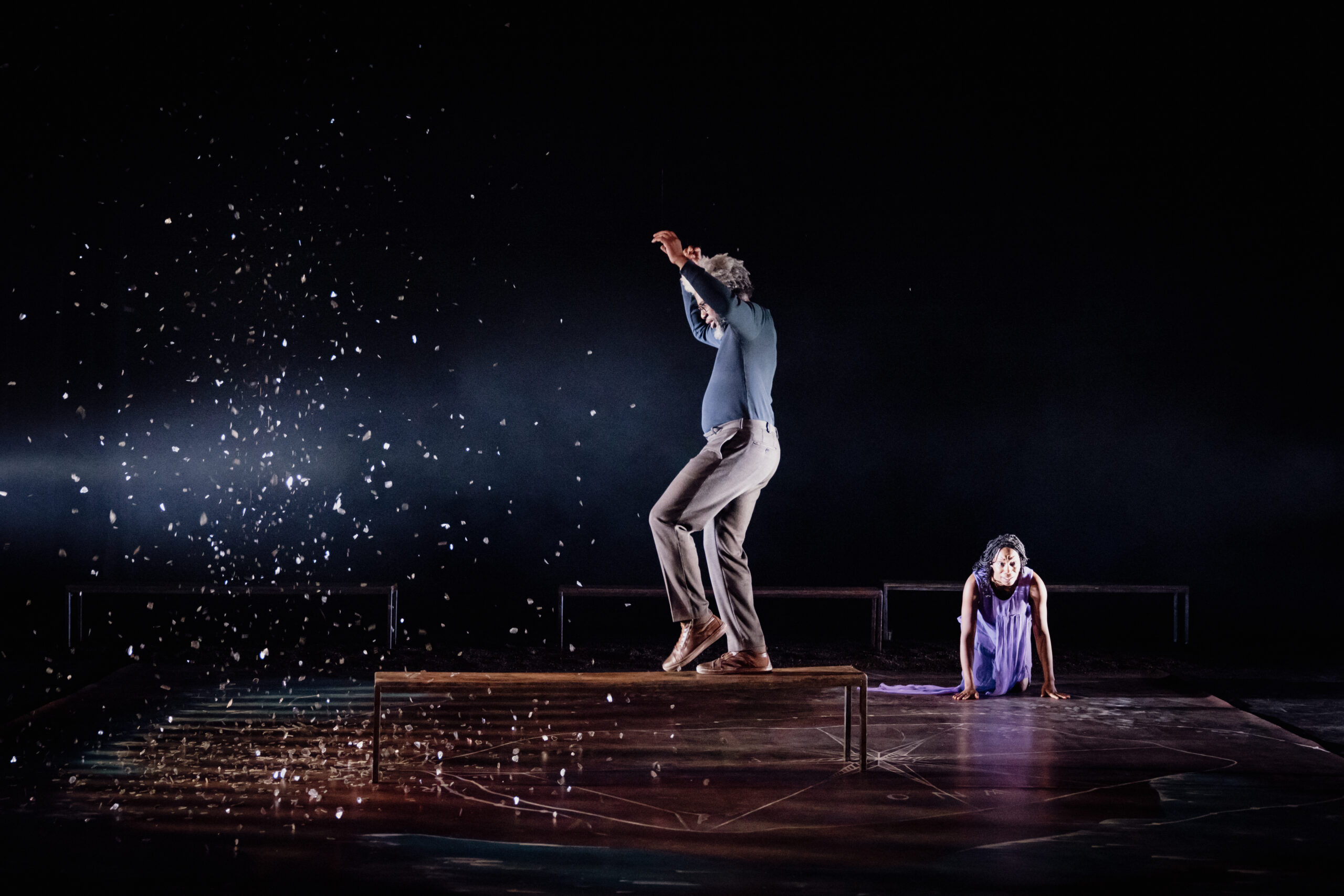 La chute infinie des soleils par Elemawusi Agbedjidji